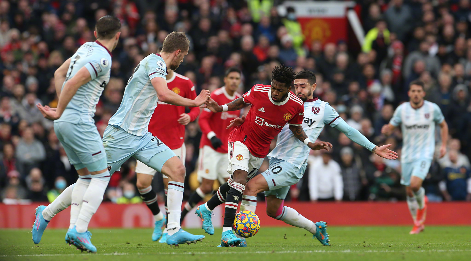 与足球比赛 与足球比赛